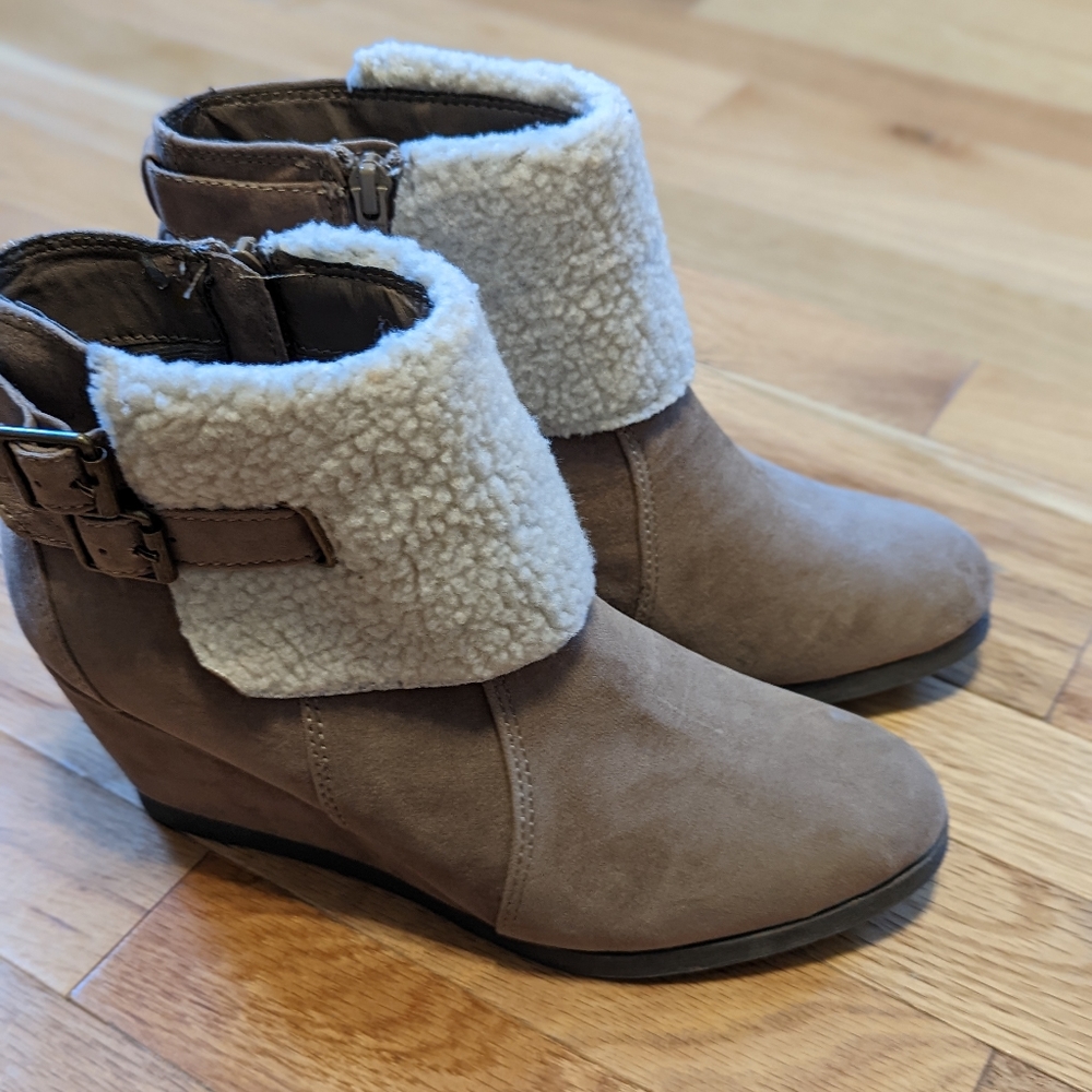 Madden Girl taupe wedge booties 7.5